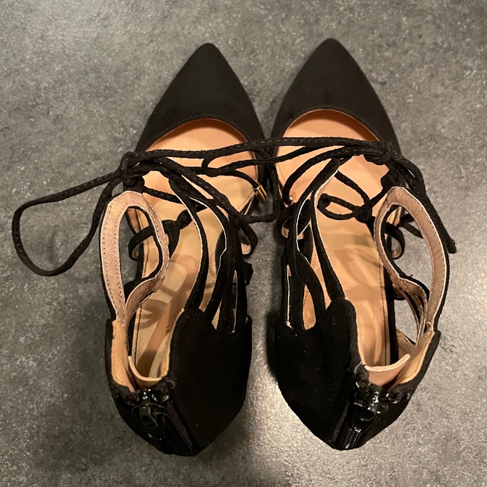 Heels - Picture 7 of 11